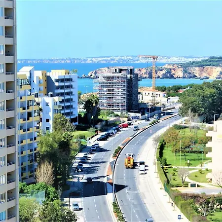 Turisticos Rocha Tower 6 아파트